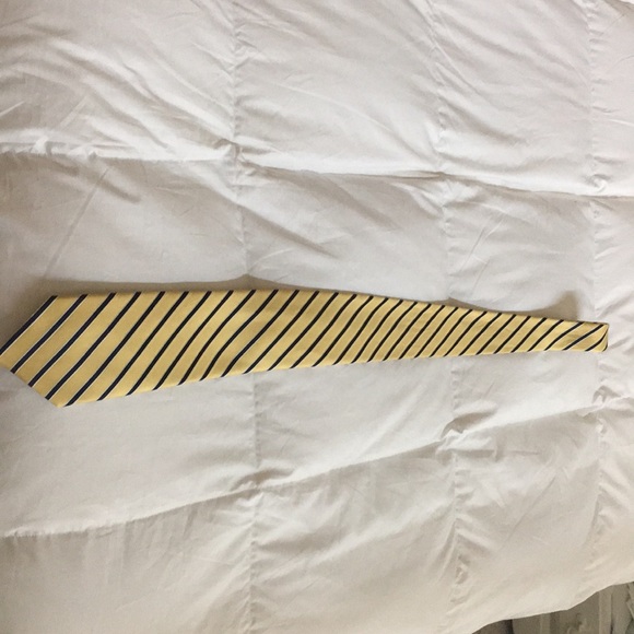 Tie - Picture 2 of 3